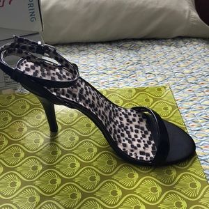 Black open toe sandal